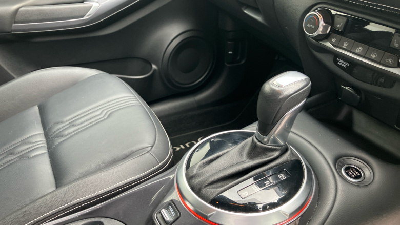 Nissan Juke 1.0 DiG-T 114 Tekna 5dr DCT Petrol Hatchback